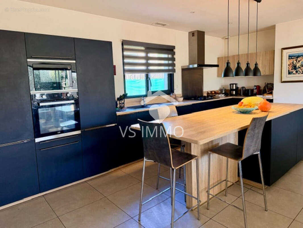 Maison à VAISON-LA-ROMAINE