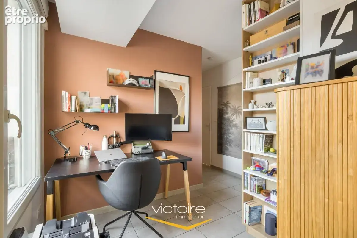 T4 Duplex récent de plus de 119m² - 3 ch + bureau  - 2 terrasses - photo 12