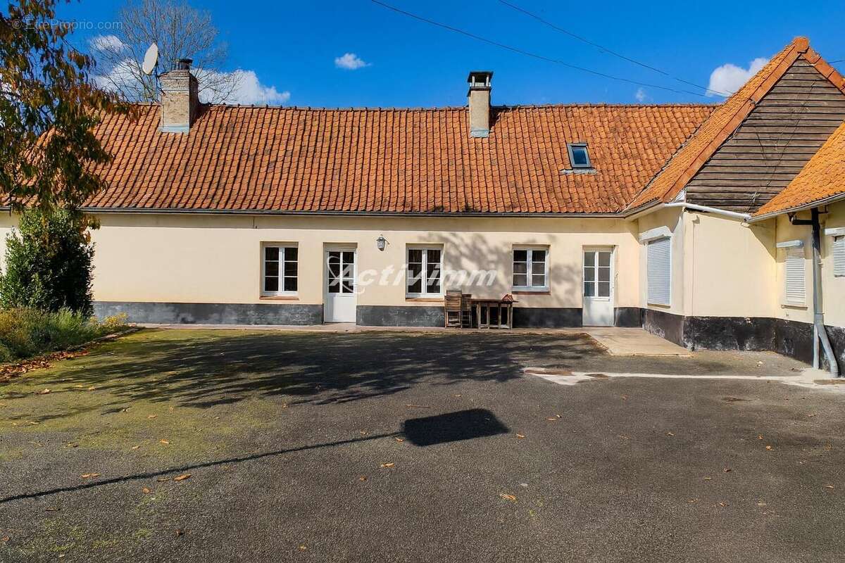 4275.55 - Maison à HESDIN