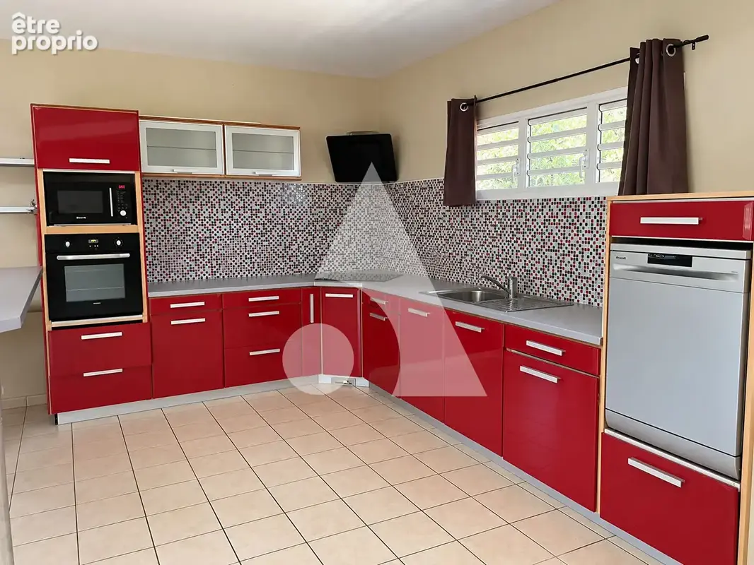 Grande maison familiale  plus de 200 m² beaux volumes - photo 4
