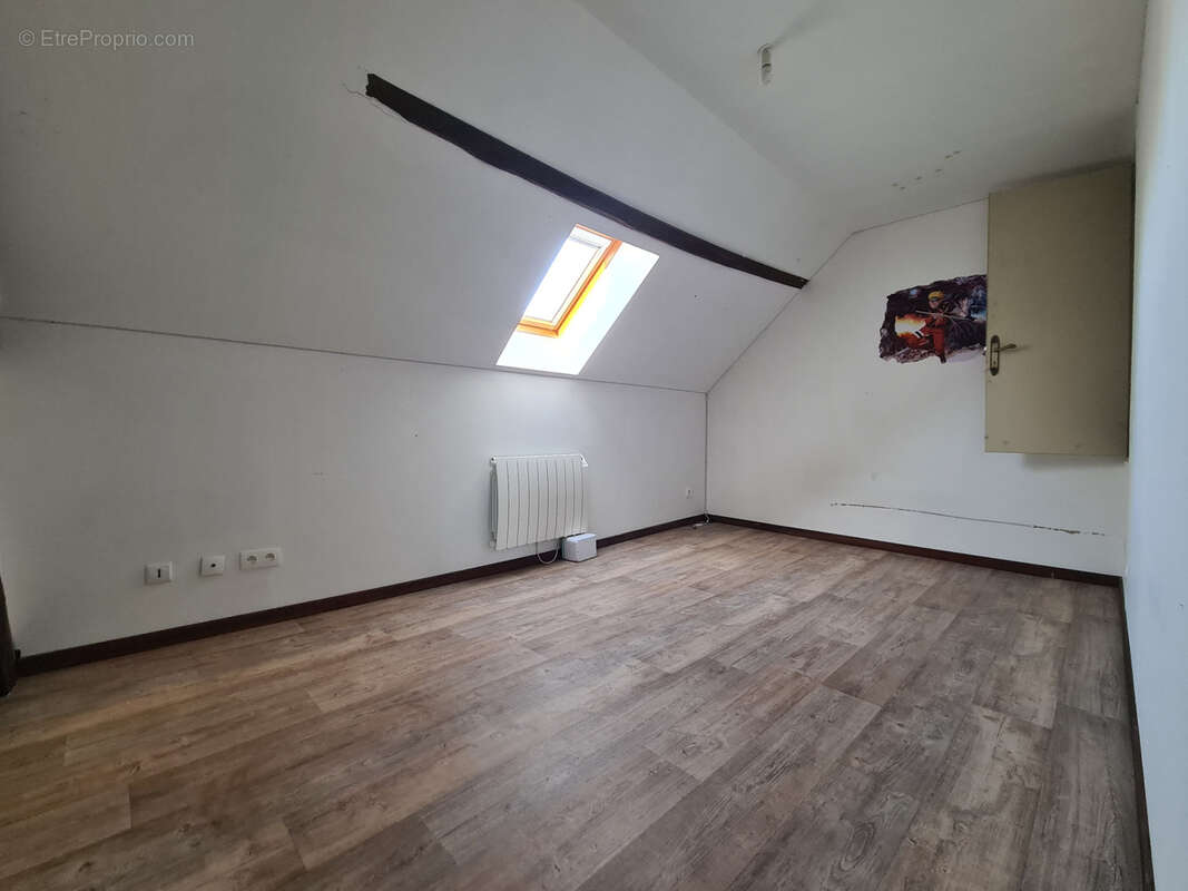 Maison à BEAUMONT-LA-FERRIERE