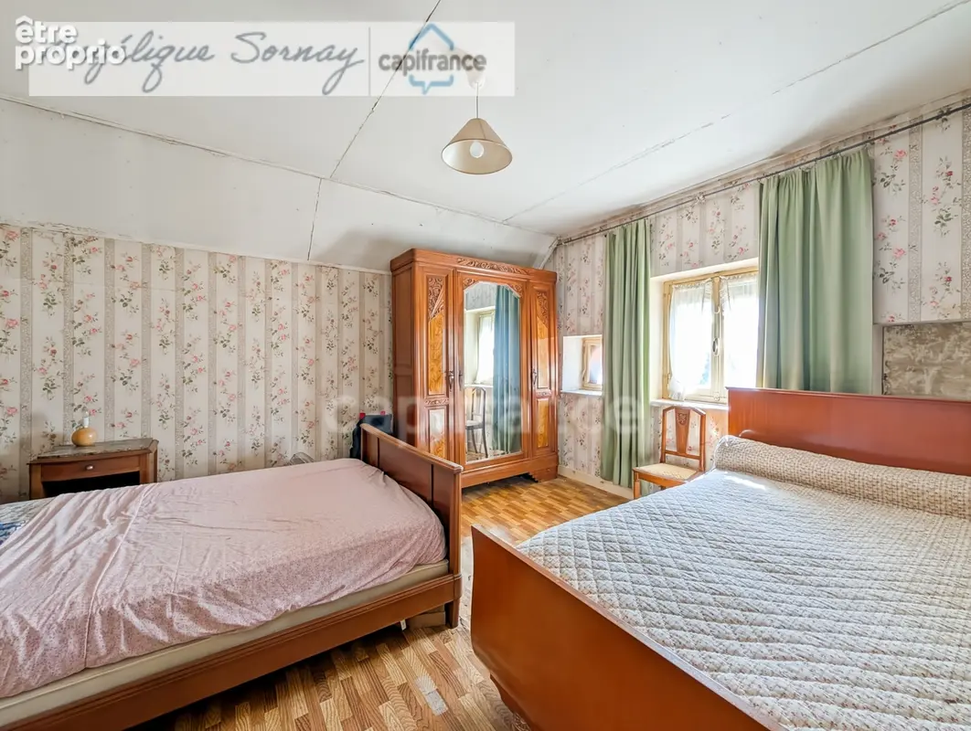 Louhans – 202 m² / 6 chambres / 2 500 m² / 4 garages – un potentiel rare ! - photo 31