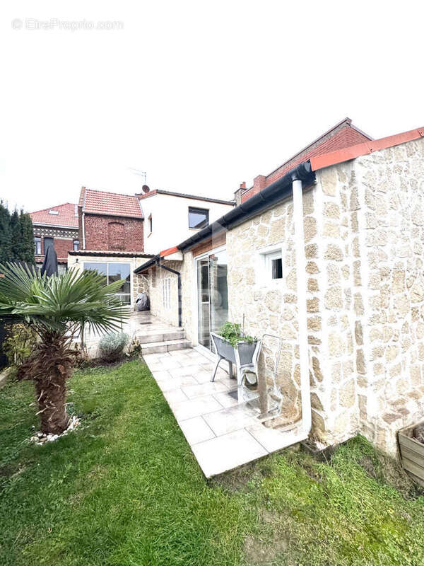 Maison à PONT-A-VENDIN