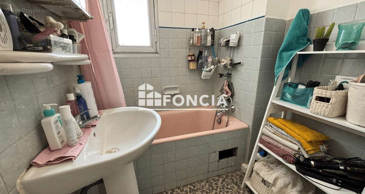 Appartement à MARSEILLE-13E