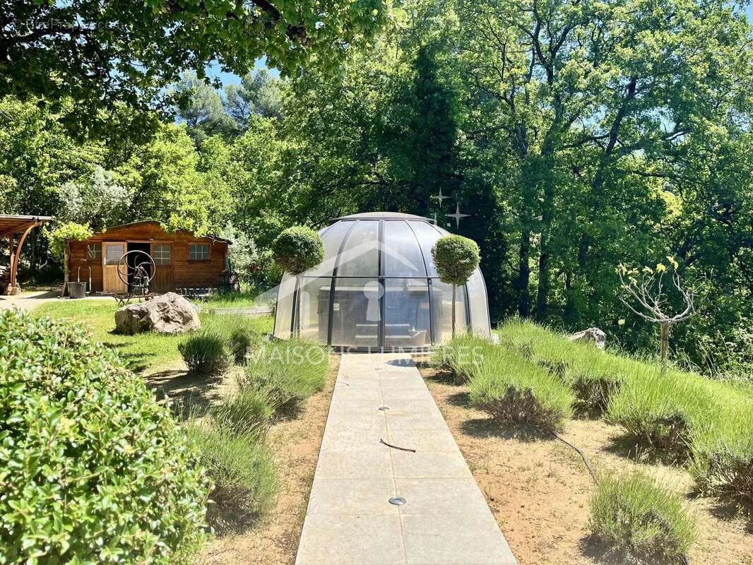 Maison à ROUSSILLON