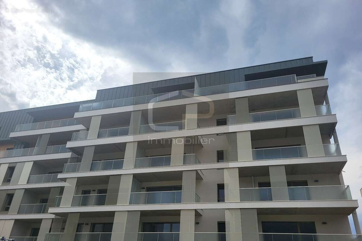 Appartement T4 contemporain  90,57 m²  Annecy-le-Vieux proche lac - photo 15