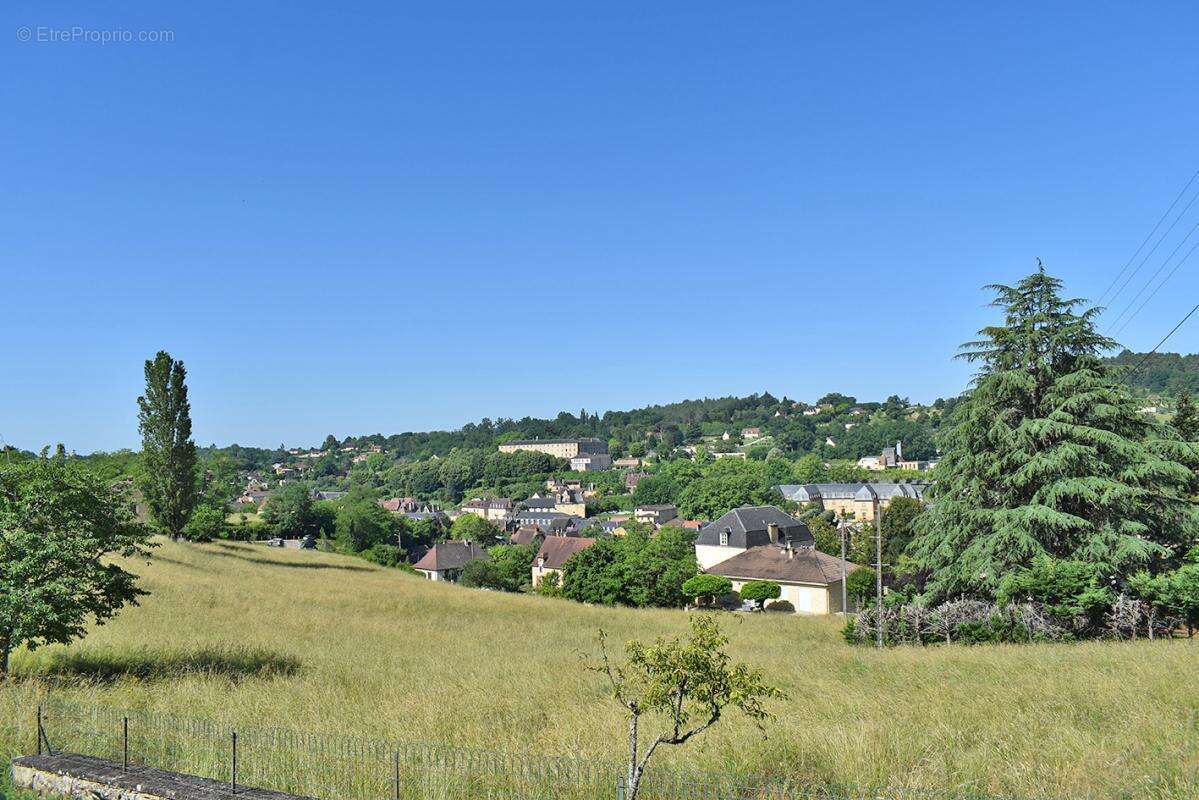 Maison Sarlat La Caneda 7 pièce(s) 131 m2 - photo 4