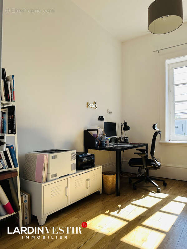 Maison à SAINT-GENIS-LAVAL