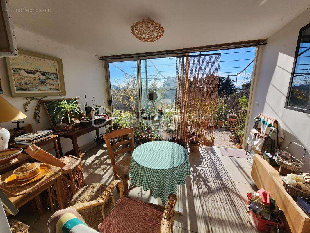 Ensemble Immobilier de 2 maisons indépendantes + terrain constructible - photo 10