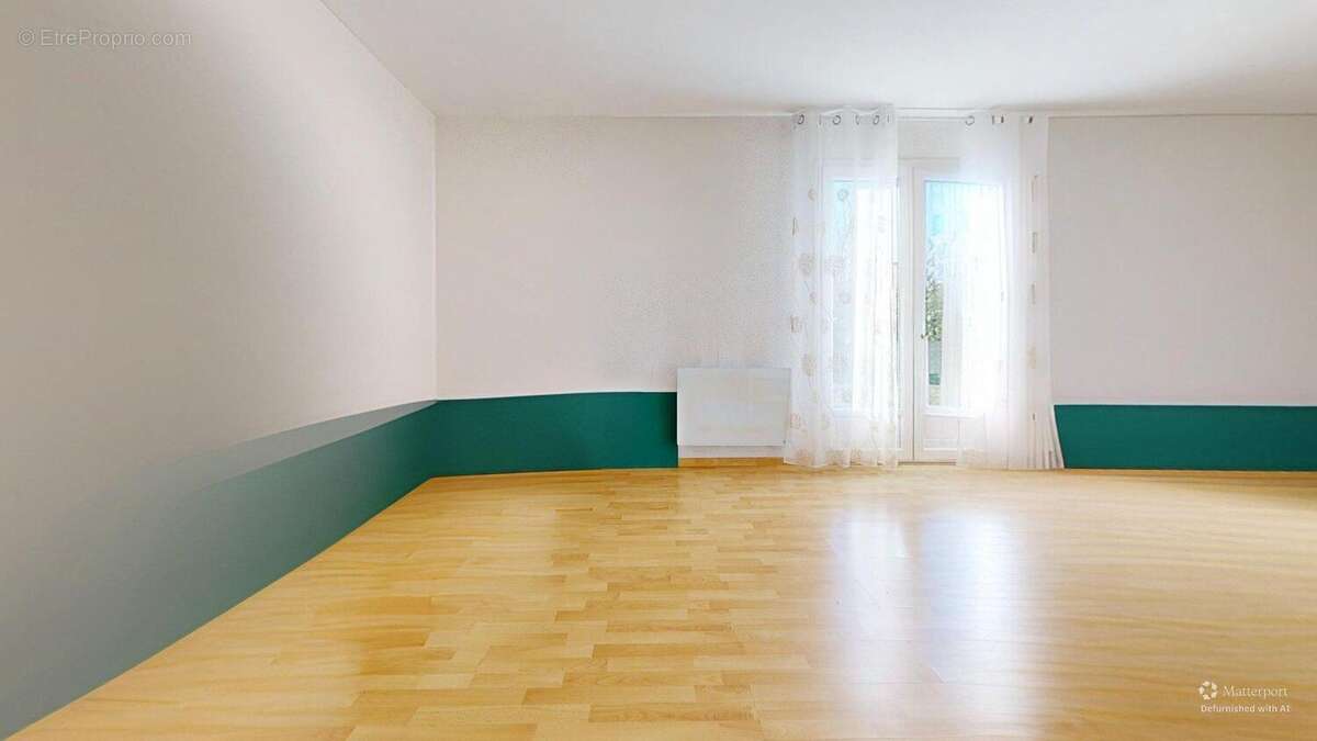 MaisondeplainpieddequatrechambresLivingRoomDefurni - Maison à BEYNAC-ET-CAZENAC