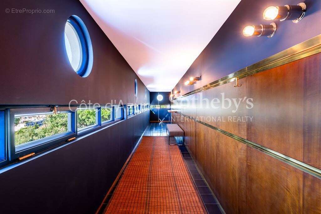 Appartement à SAINT-TROPEZ