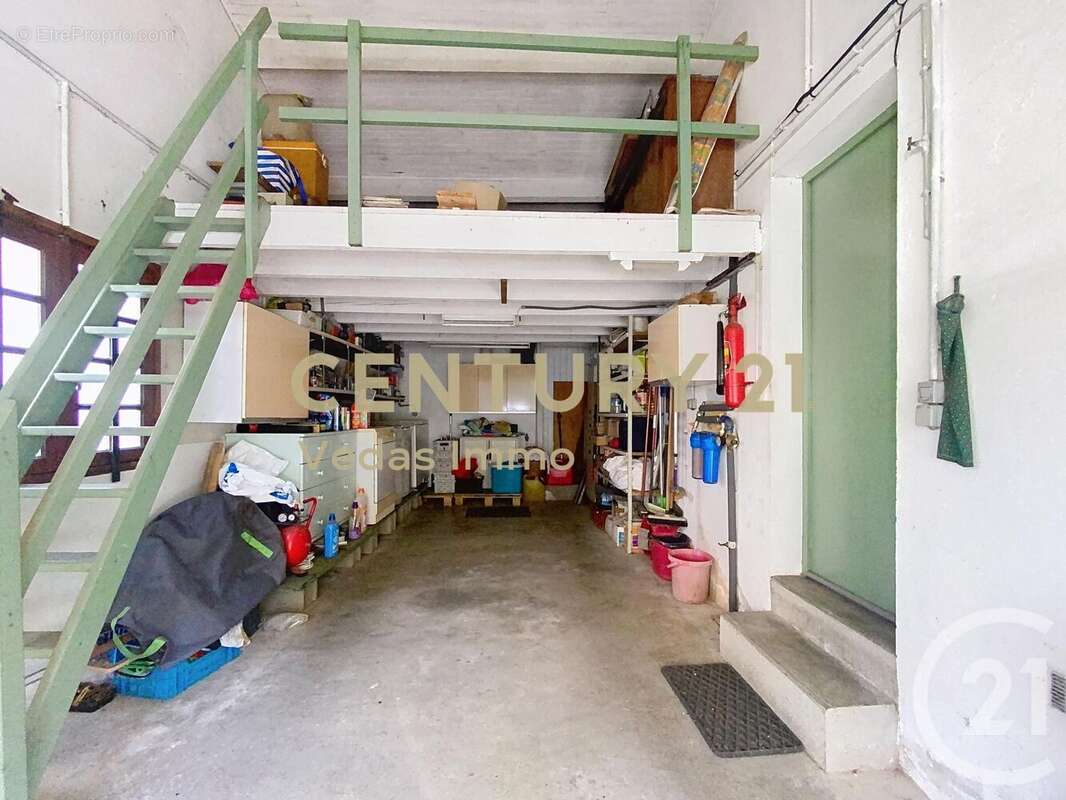 Maison à SAINT-JEAN-DE-VEDAS