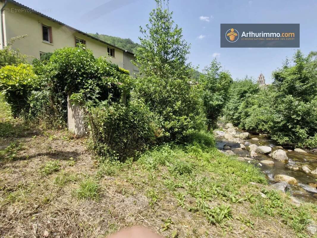 Maison à MONTFERRIER