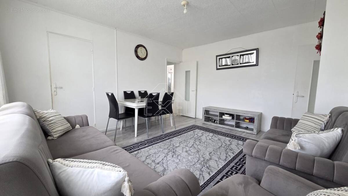 Appartement à MANTES-LA-VILLE