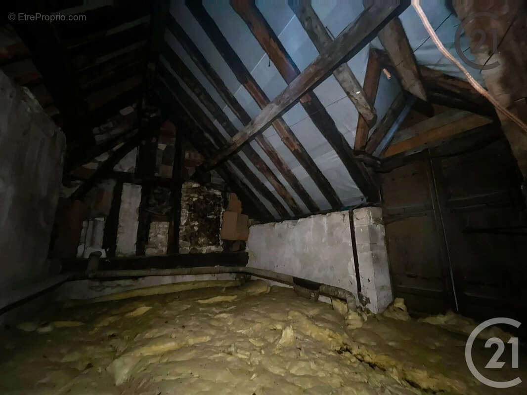 Maison à SAINT-BRIS-LE-VINEUX