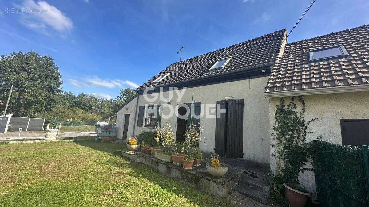 Maison à SAINT-MARTIN-LA-GARENNE