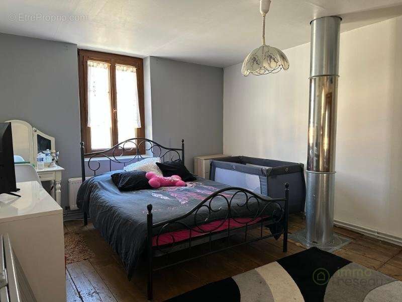 Maison à THERINES