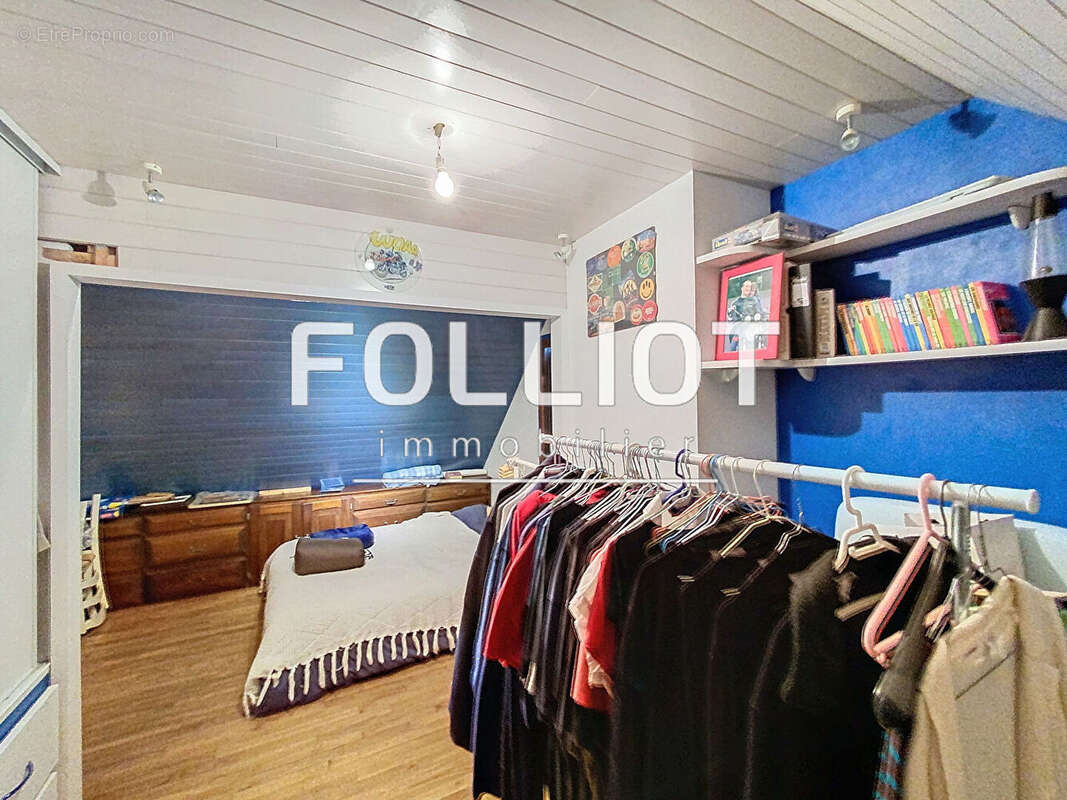 Maison à LES MOUTIERS-EN-CINGLAIS