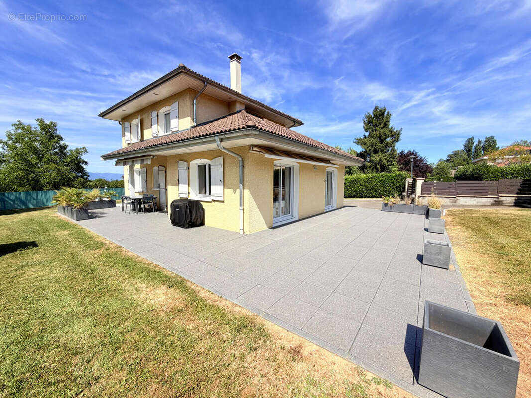 Maison (6) - Maison à VALLEIRY