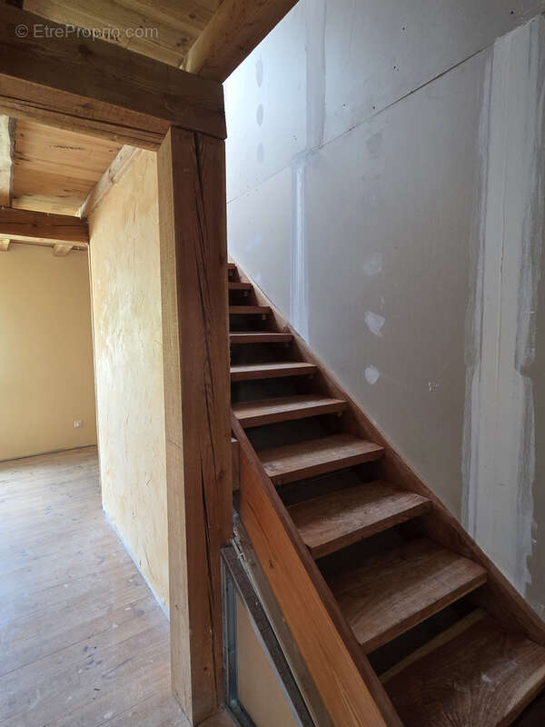 Maison à GENAT