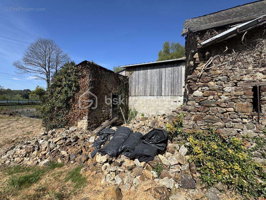 En Exclusivité, Maison à rénover sur terrain de 550m2 environ - photo 4