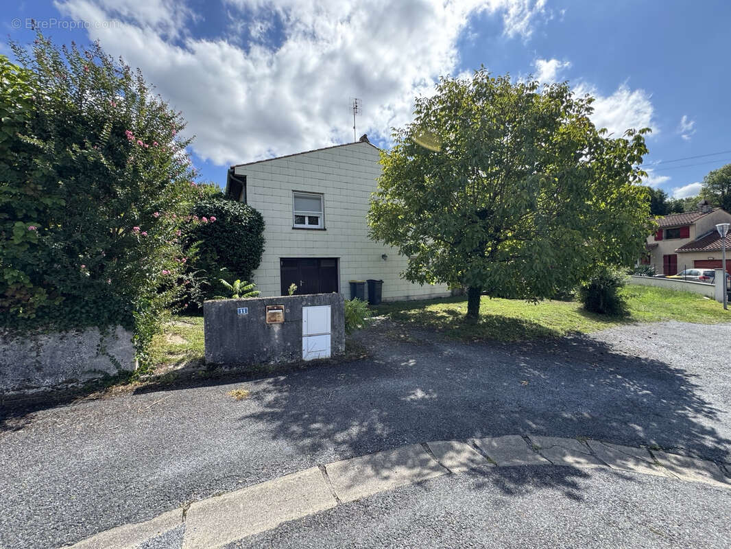 Maison à PONT-DE-LARN