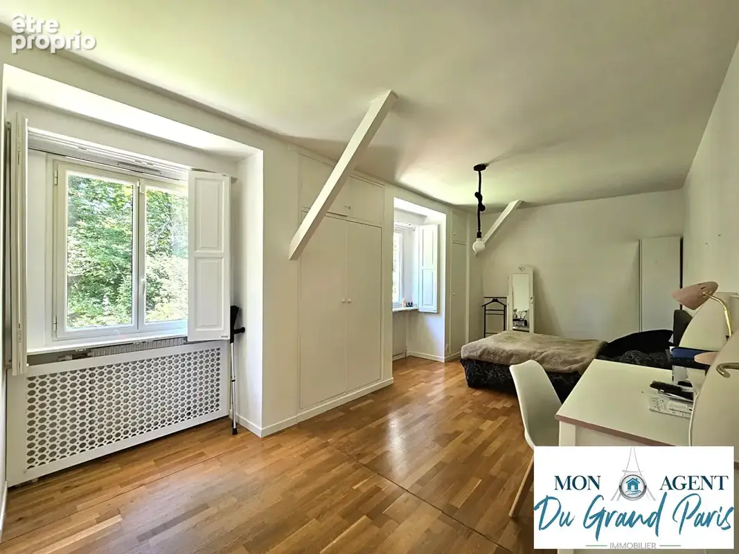 Superbe Maison Mansard Verrieres Le Buisson proche Bievres - 250 m2 + sous sol total + piscine + dépendance sur terrain de 2400m - photo 12