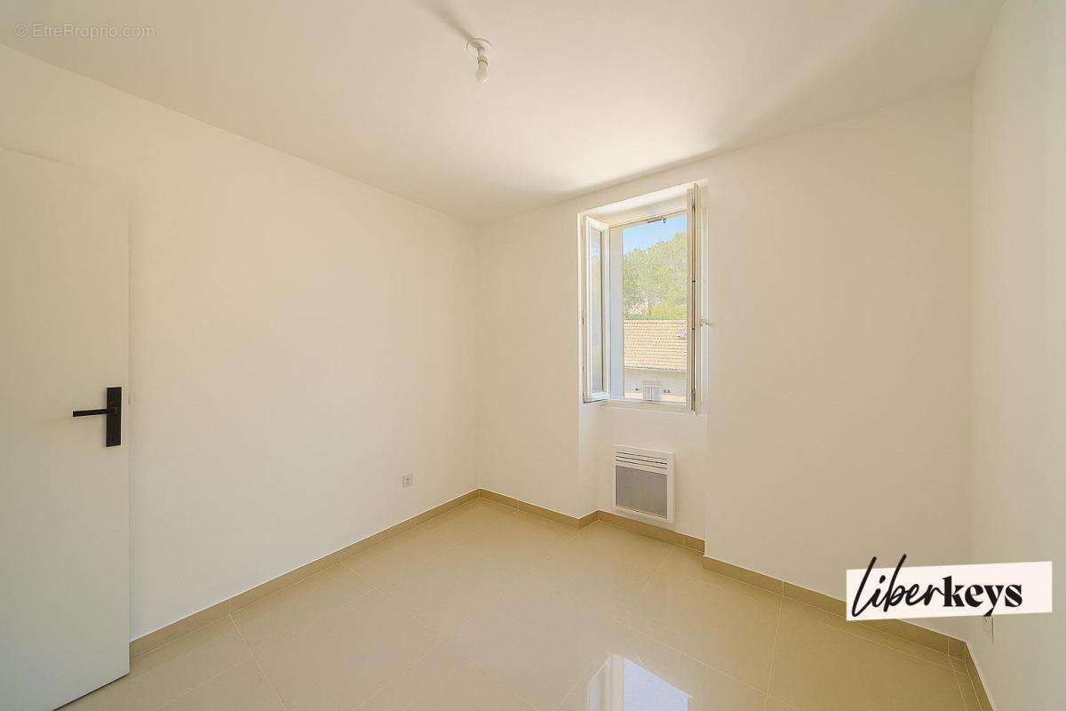 Appartement à ROQUEFORT-LA-BEDOULE