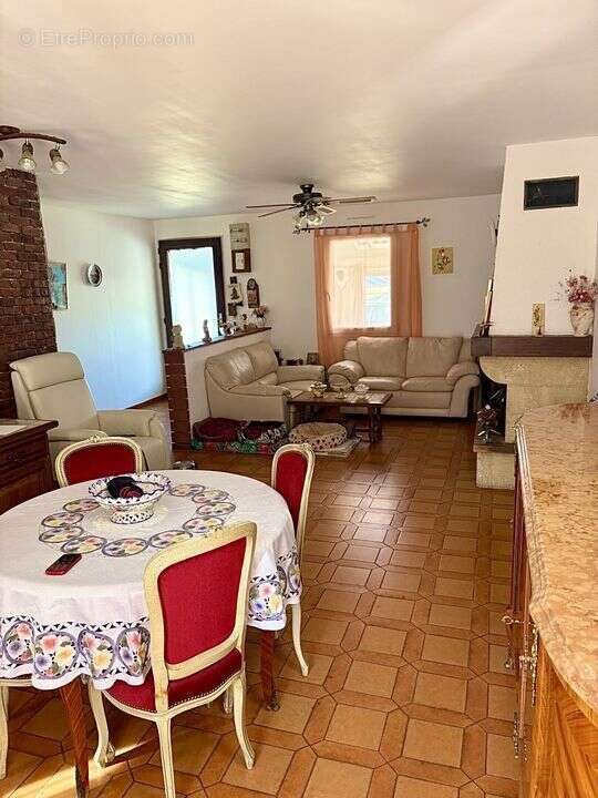 Maison à GIGNAC-LA-NERTHE
