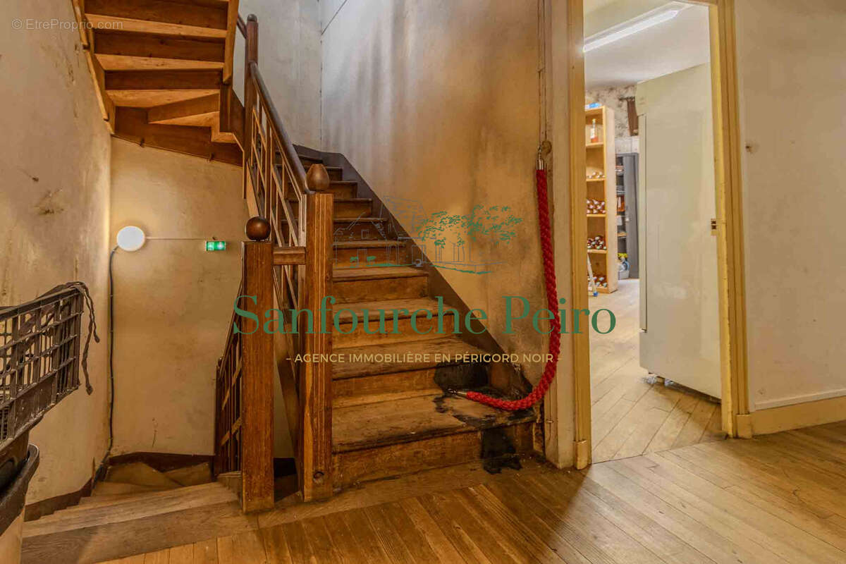 Appartement à SARLAT-LA-CANEDA