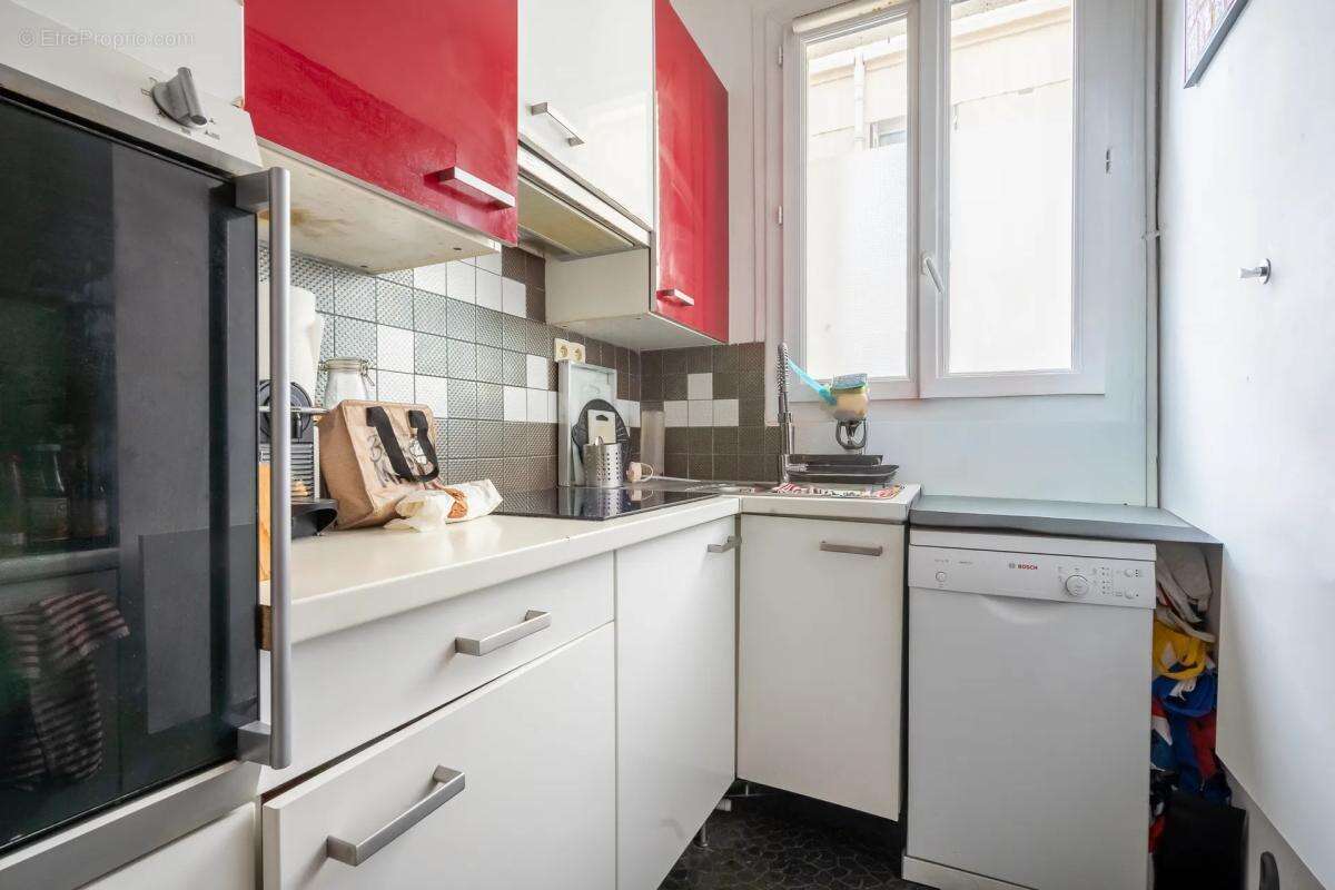 Appartement à PARIS-11E