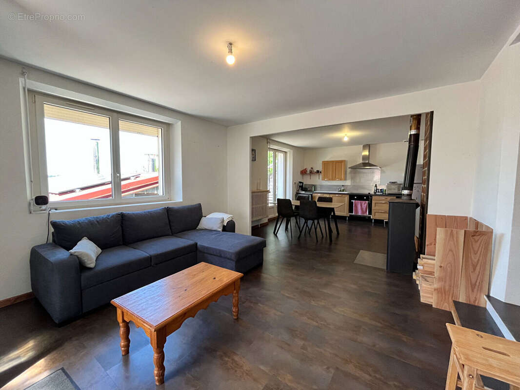 Appartement à VILLERS-SOUS-CHALAMONT