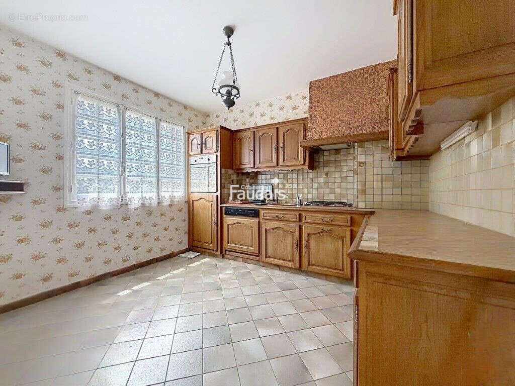 Maison 85 m² à Carentan  - photo 5