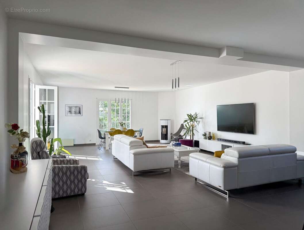 Maison à MARCOUSSIS