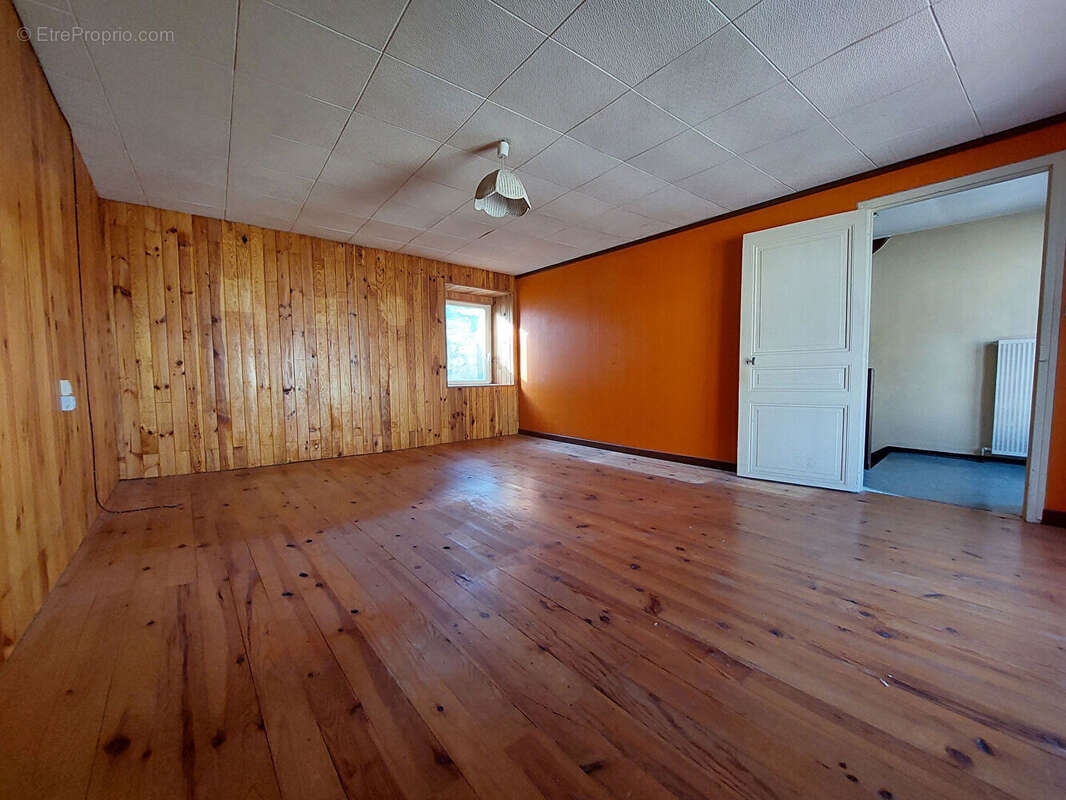 Maison à COLOMBIERS