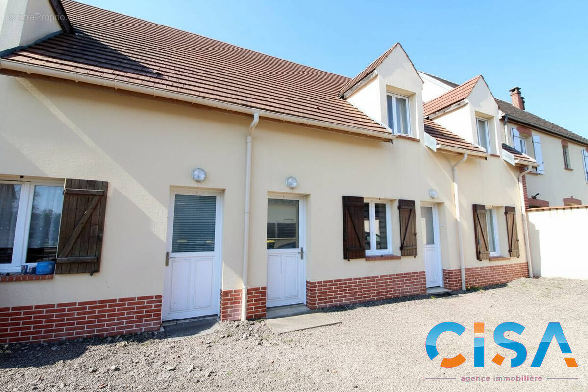 Appartement à SAINTE-GENEVIEVE