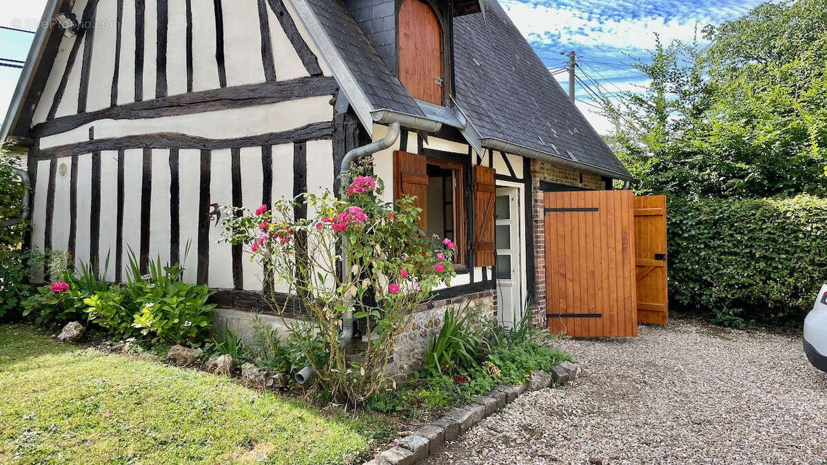 Maison à LA HOUSSAYE