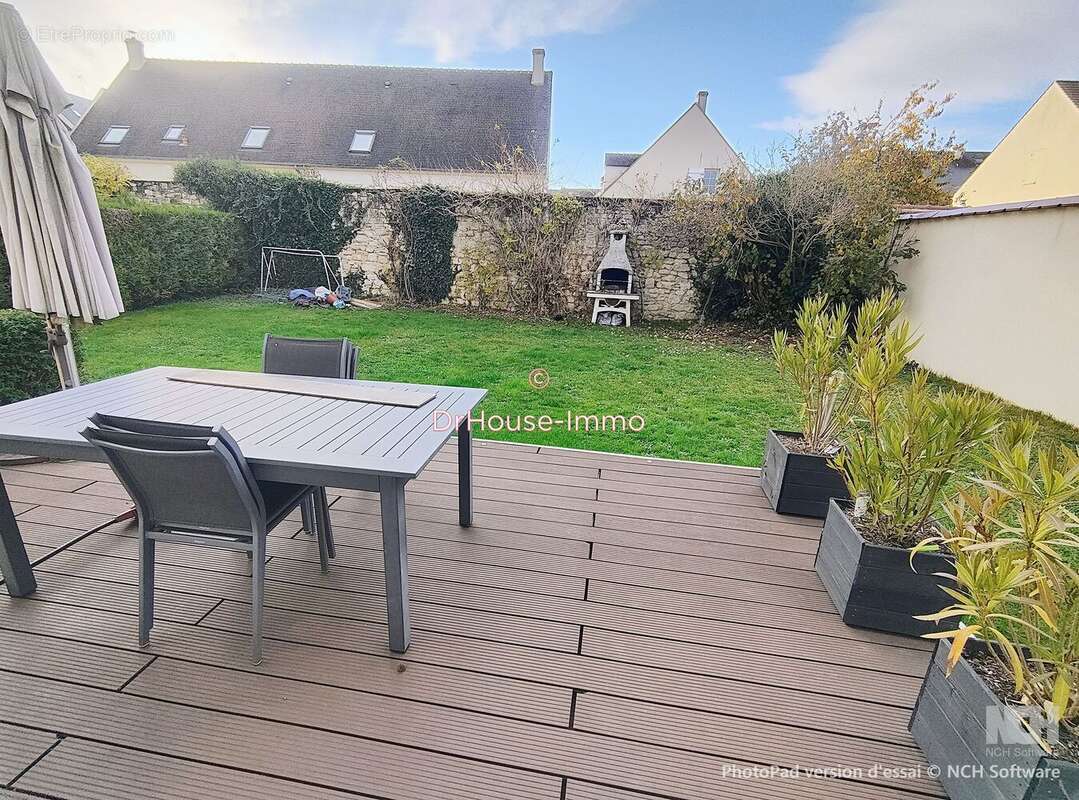 Maison à LA CHAPELLE-EN-SERVAL