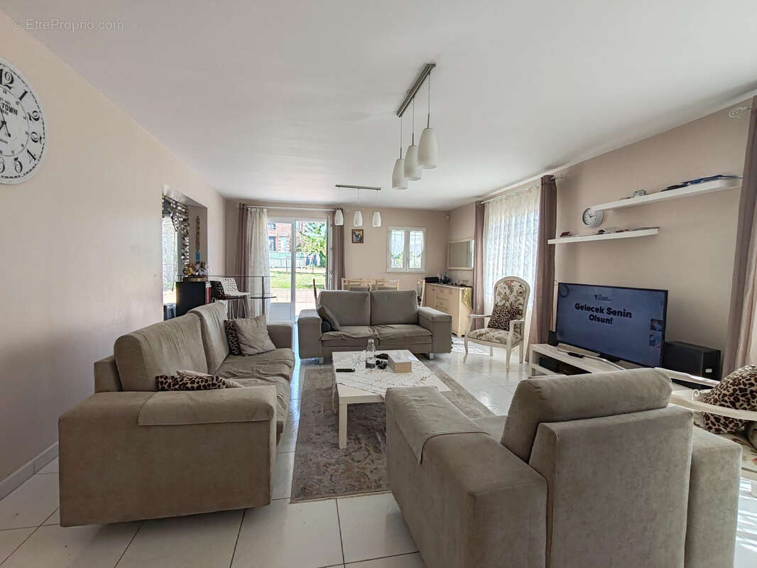 Maison à VILLERS-COTTERETS