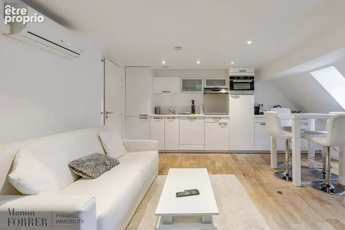 CO exclusivité  ! Superbe appartement de 133 m2 situé dans un immeuble en pierre de taille, Strasbourg - Carré - photo 4