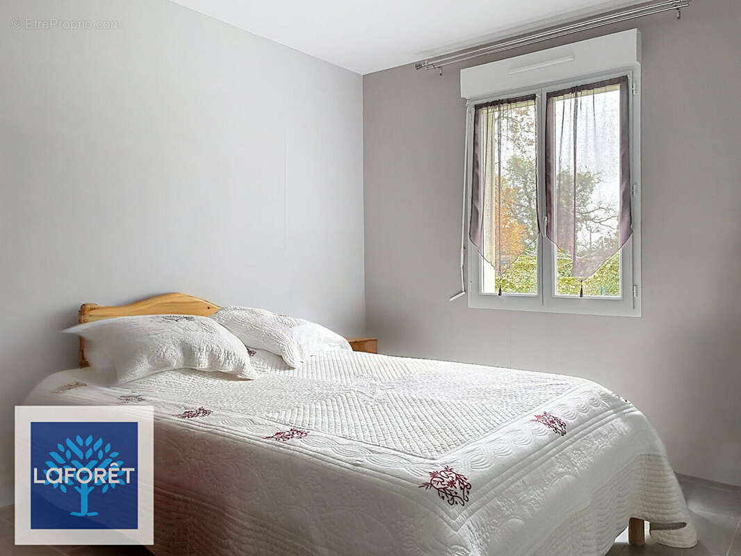 Maison à BARBEZIEUX-SAINT-HILAIRE