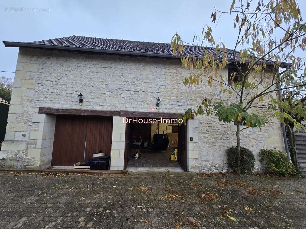 Maison à CHATELLERAULT