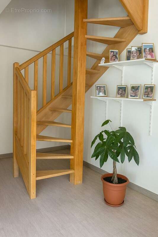 Appartement à ARS-SUR-FORMANS