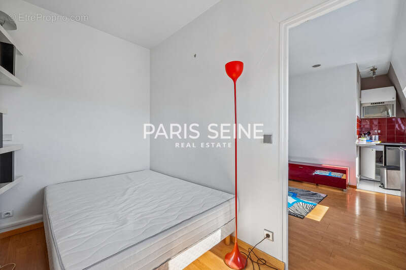 Appartement à PARIS-8E