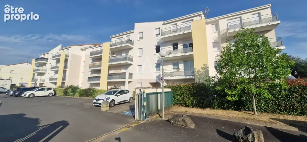 Appartement type III rénové entièrement à La Roche Sur Yon  - EXCLUSIVITE AMANDA - photo 9