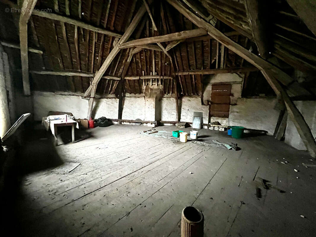 Maison à VOULX