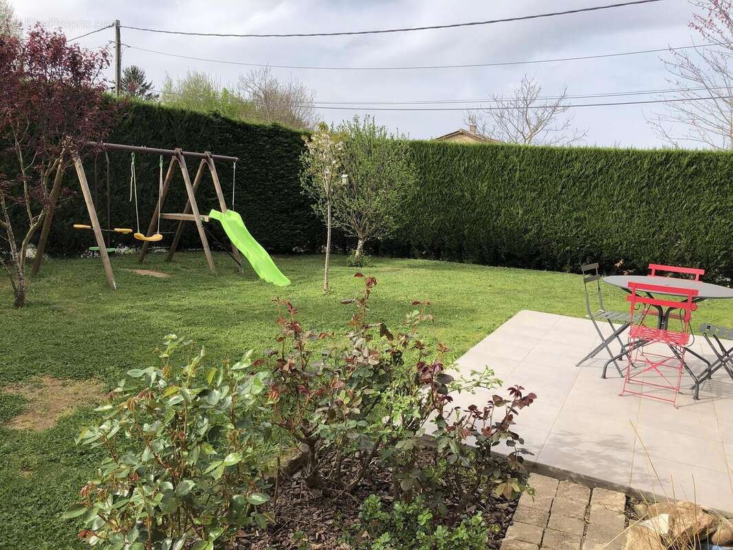 Photo 3 - Maison à PEYZIEUX-SUR-SAONE