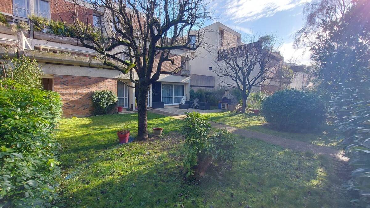 Appartement à VALENTON