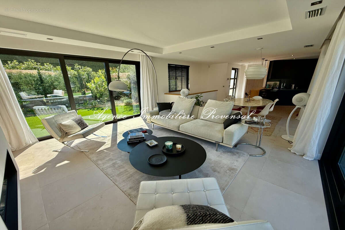Appartement 170 m² à Sainte-Maxime  - photo 5