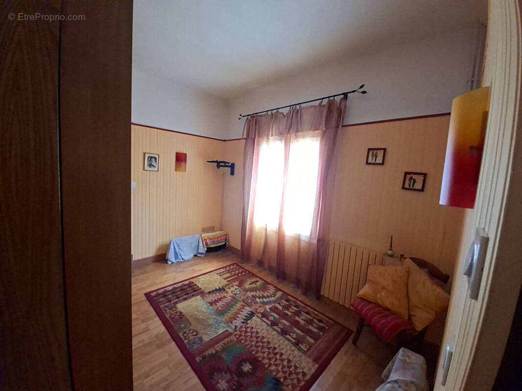 Maison à LA VALETTE-DU-VAR